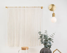 Load image into Gallery viewer, Bend Solo Sconce