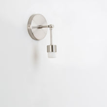 Load image into Gallery viewer, Hinge Shade Ready Solo Sconce