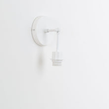 Load image into Gallery viewer, Hinge Shade Ready Solo Sconce